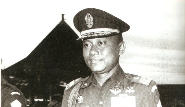 10 Tokoh Bangsa Diganjar Gelar Pahlawan Nasional Hari Ini: Ada Soeharto, Gus Dur, dan Marsinah!