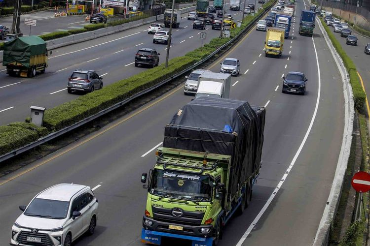 Truk Tol Dibatasi 13-29 Maret Mudik Lebaran 2026