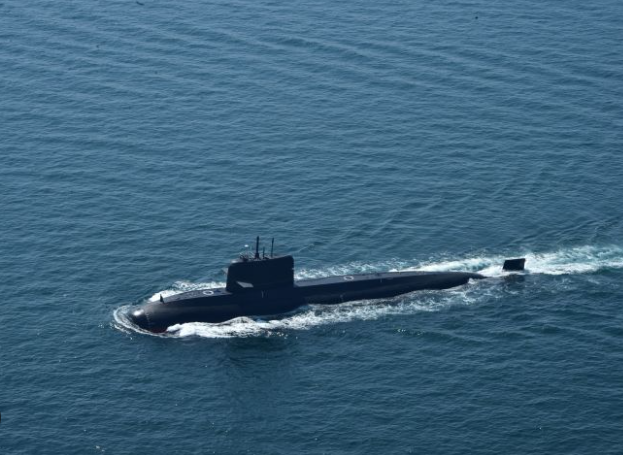 Kapal Selam Pakistan Muncul di Laut Jawa, TNI AL Langsung Kerahkan Dua KRI untuk Pengawasan